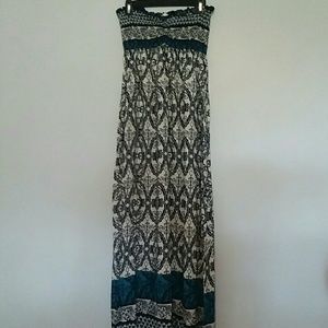 Strapless maxi dress